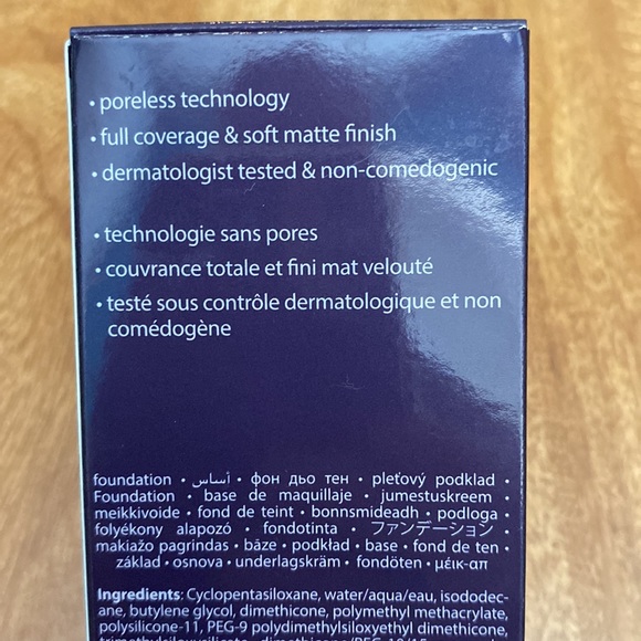 Tarte Amazonian Clay Foundation - Picture 3 of 4